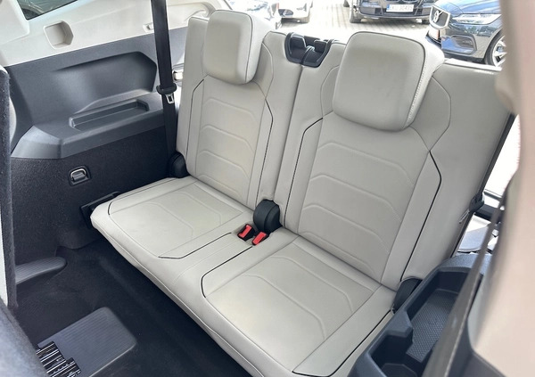 Volkswagen Tiguan Allspace cena 78900 przebieg: 198000, rok produkcji 2018 z Brzeszcze małe 407